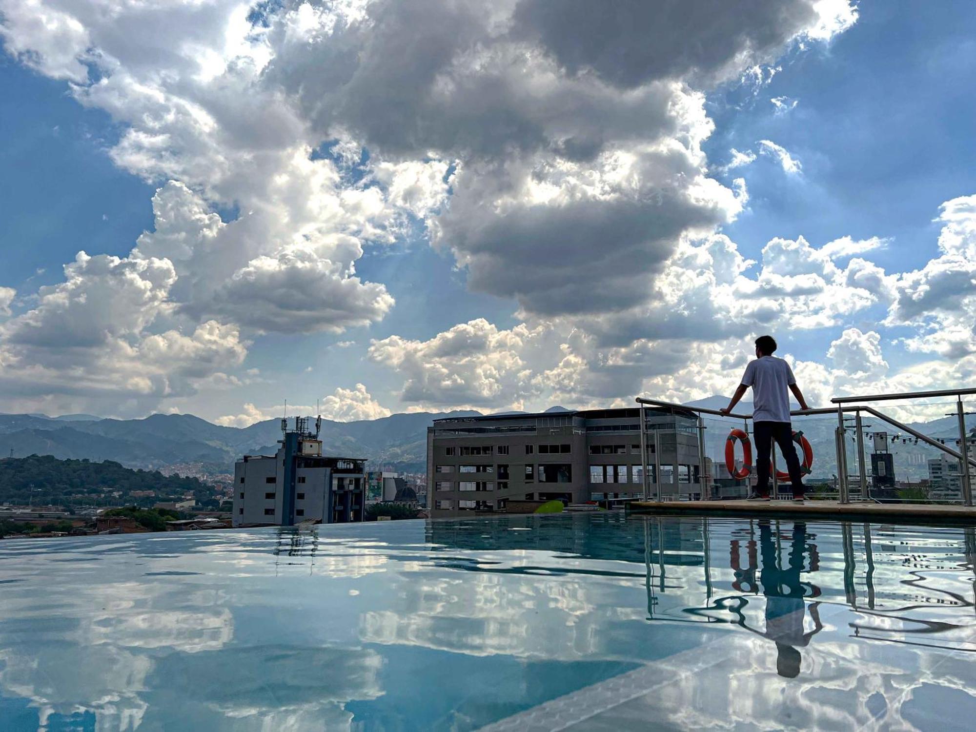 Apartahotel Медельин Экстерьер фото